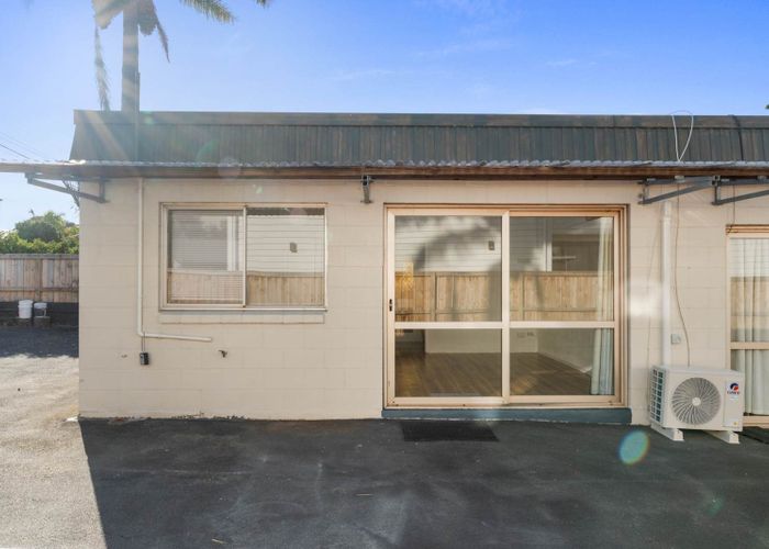  at 1/23 Hillcrest Avenue, Hillcrest, North Shore City, Auckland