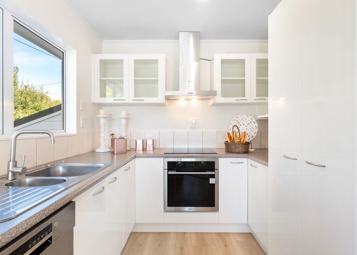  at 163A Chivalry Road, Glenfield, Auckland