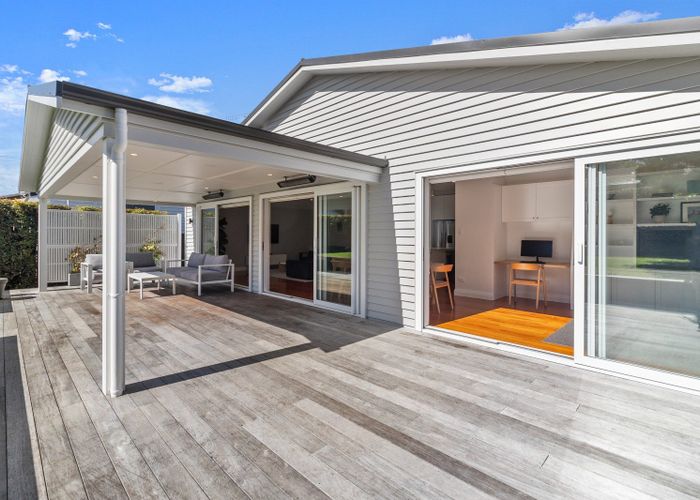  at 3 Konini Road, Greenlane, Auckland