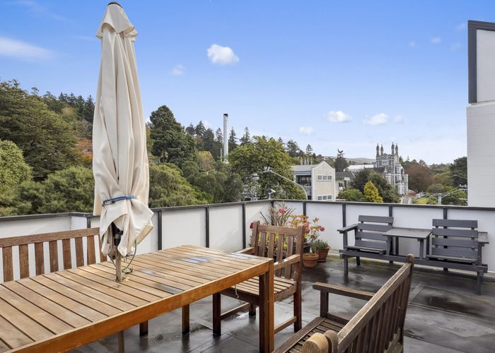  at 2/27 Arthur Street, City Centre, Dunedin, Otago