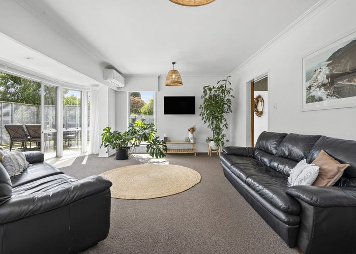  at 8 Gordon Place, Leamington, Cambridge