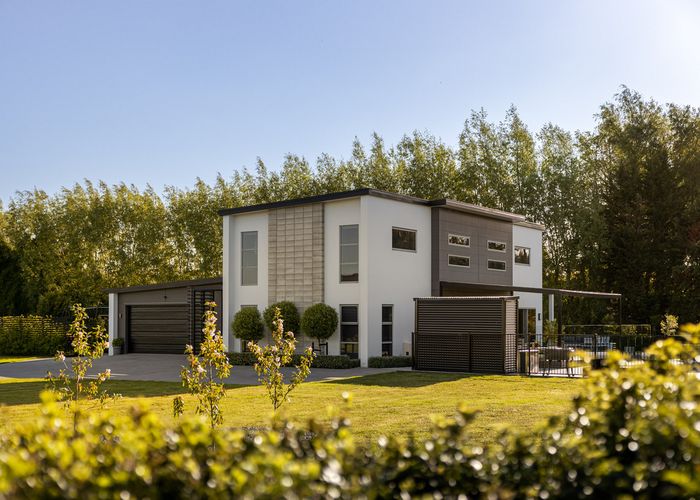  at 5 Royal Ascot Drive, Te Puke