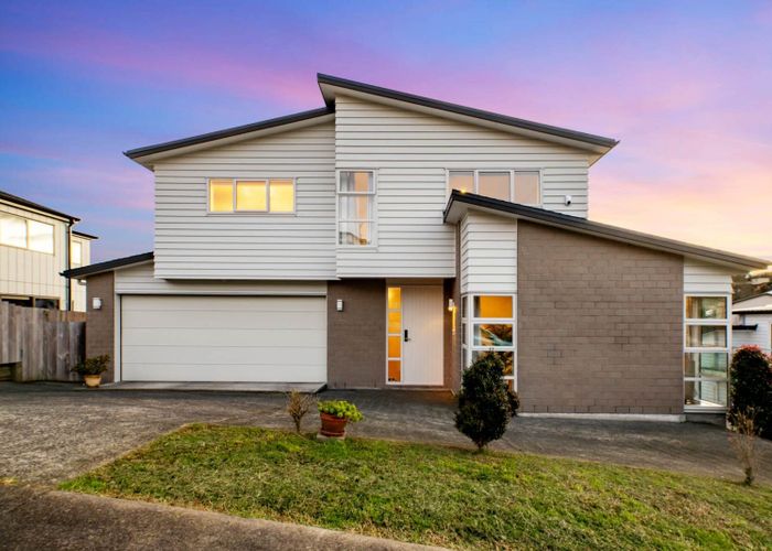  at 42 San Prospero Crescent, Henderson, Waitakere City, Auckland