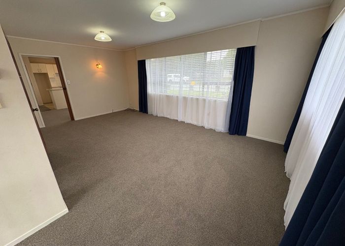  at 1/16 Regent Street, Papatoetoe, Manukau City, Auckland