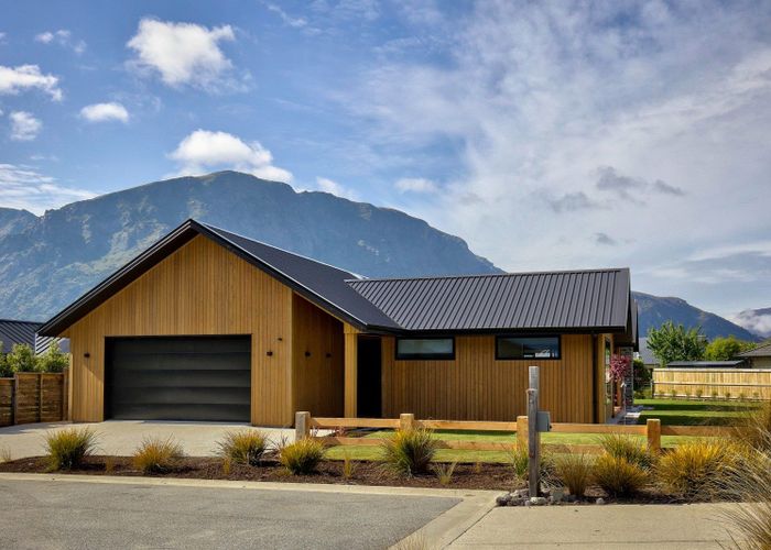  at 9 Morepork Way, Arthurs Point, Queenstown