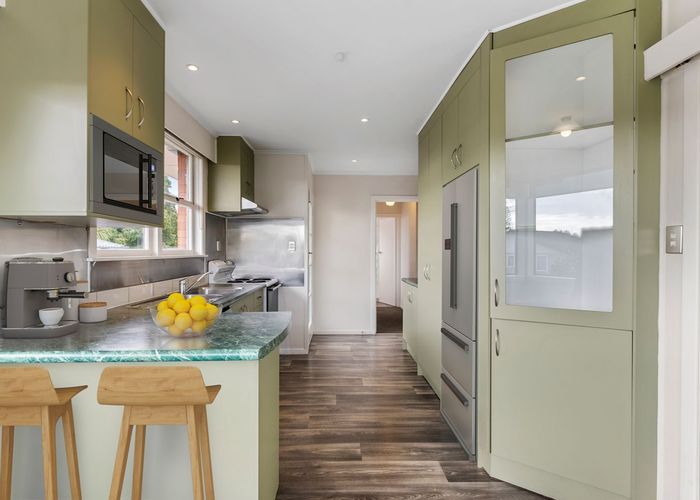  at 120 Gossamer Drive, Pakuranga Heights, Manukau City, Auckland