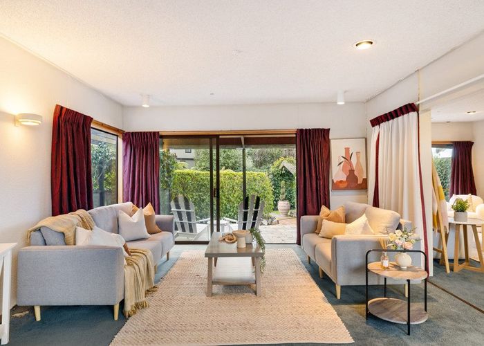  at 40 Browns Road, St. Albans, Christchurch City, Canterbury