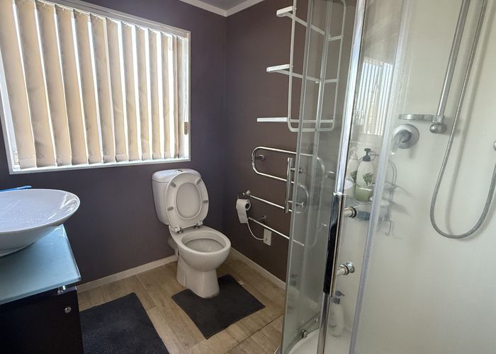  at 1/57 View Road, Henderson, Waitakere City, Auckland