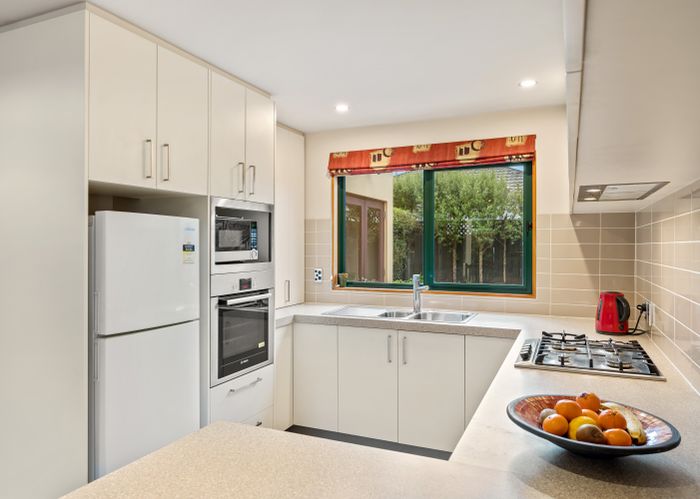 at 114 Knowles Street, St Albans, Christchurch