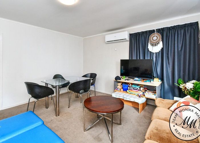  at 1/300 Panama Road, Mount Wellington, Auckland City, Auckland