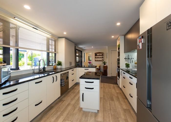  at 38 Kensington Drive, Taradale, Napier