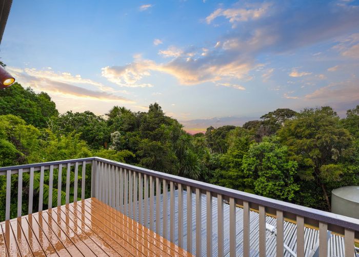  at 39 Turanga Road, Henderson Valley, Waitakere City, Auckland