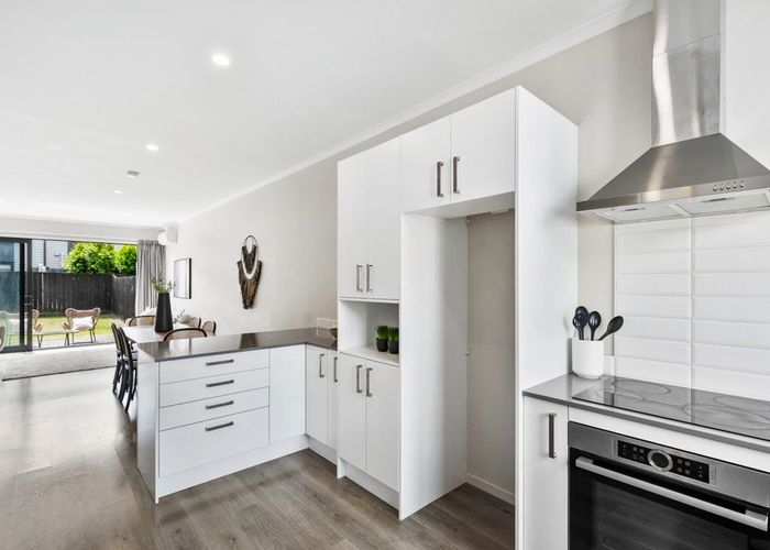  at 7/6 Onekiritea Road, Hobsonville, Waitakere City, Auckland