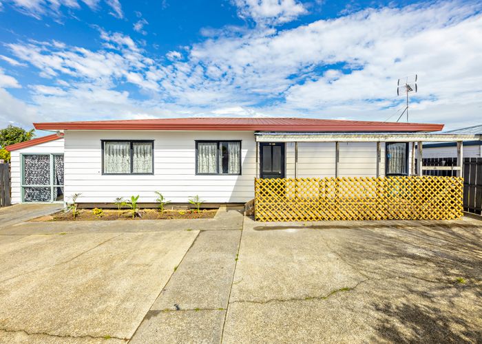  at 1/31 Templeton Place, Clendon Park, Auckland