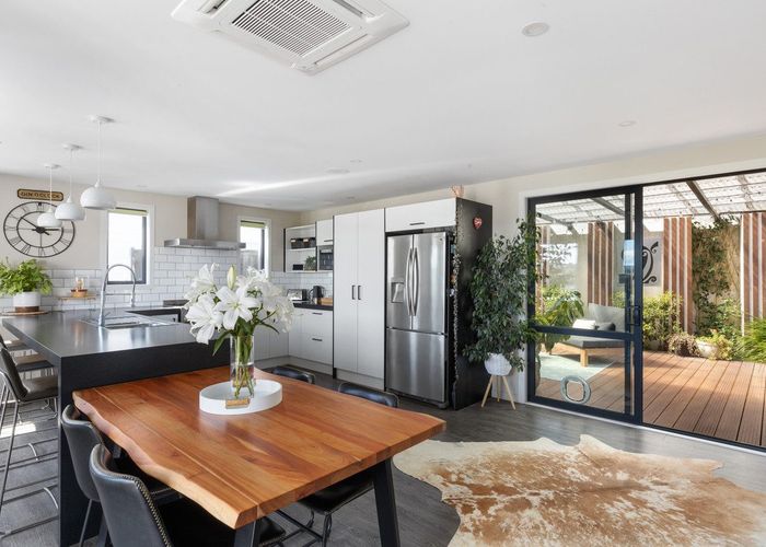  at 16 Gyle Place, Pyes Pa, Tauranga