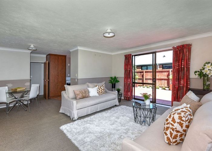  at 9A Tivoli Place, Bishopdale, Christchurch City, Canterbury