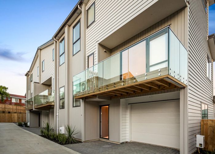  at 16B Sheridan Drive, New Lynn, Auckland