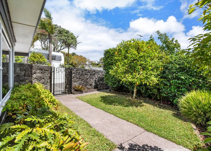  at 208A Gowing Drive, Meadowbank, Auckland City, Auckland