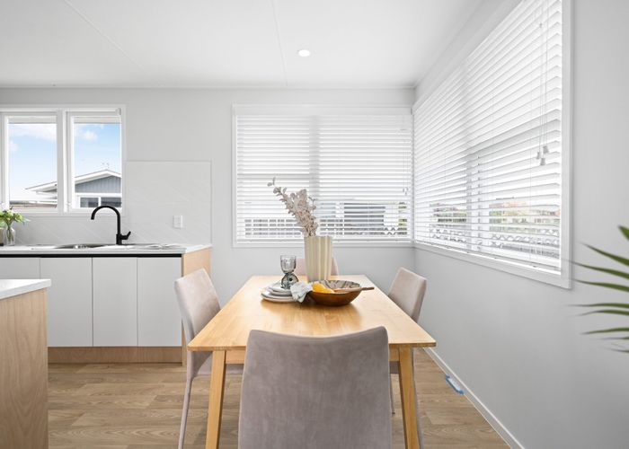  at 13 Margaret Place, Deanwell, Hamilton