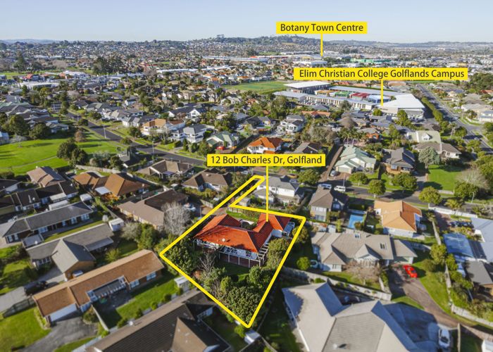  at 12 Bob Charles Drive, Golflands, Auckland