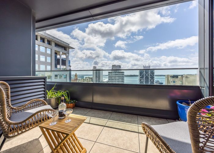  at 1101/10 Commerce Street, Auckland Central, Auckland