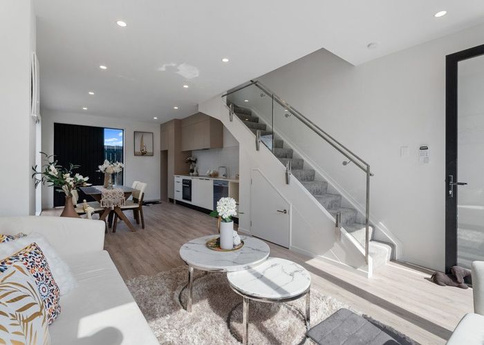  at Lot 2-6, 9/10 Hutchinsons Road, Bucklands Beach, Manukau City, Auckland