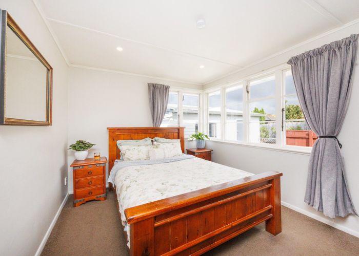  at 53E Port Street West, Feilding