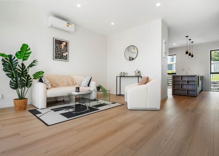  at 9 Seaview Road, Glenfield, North Shore City, Auckland