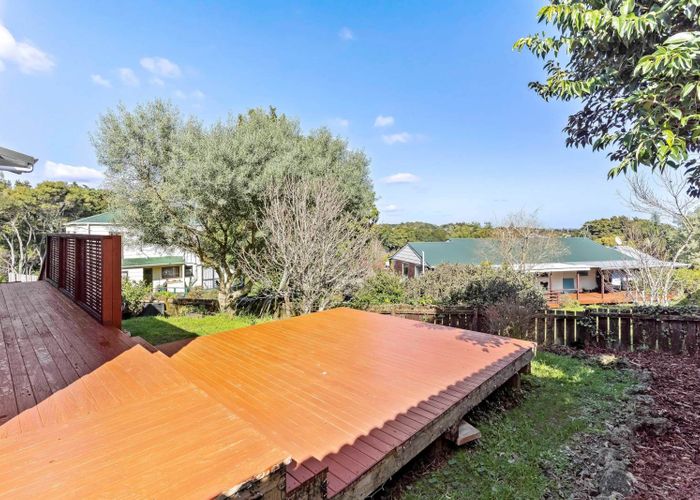  at 2/30 Eugenia Rise, Totara Heights, Auckland