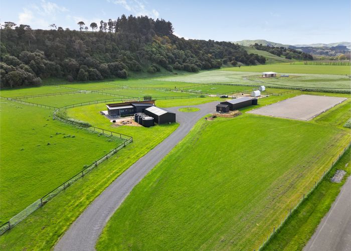  at 51 Manukawiri Way, Greytown