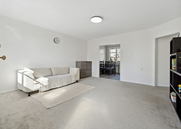  at 2/50 Ferndale Road, Mount Wellington, Auckland City, Auckland