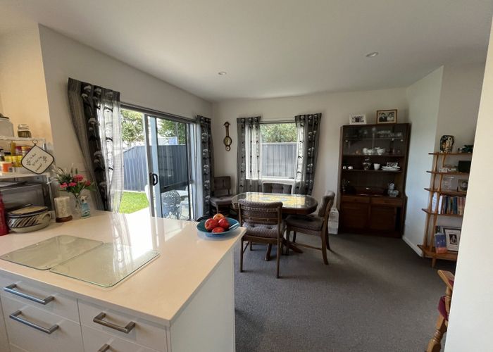  at 100a King Street, Taradale, Napier, Hawke's Bay