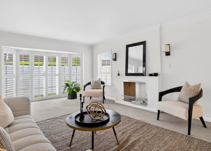  at 2/15 Saltburn Road, Milford, North Shore City, Auckland