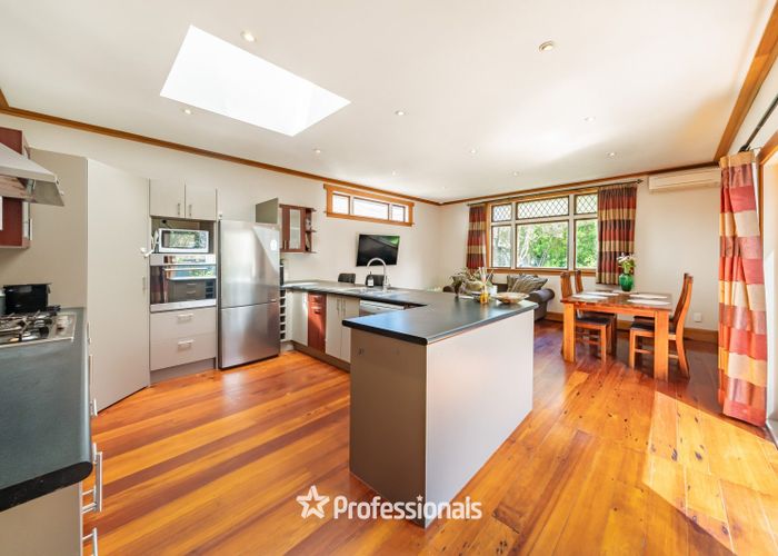  at 143 Whites Line East, Waiwhetu, Lower Hutt, Wellington