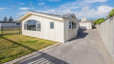 at 68 Marine Parade, Otaki Beach, Otaki