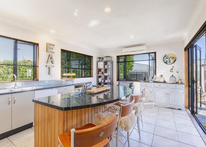  at 709 Nelson Street North, Hastings