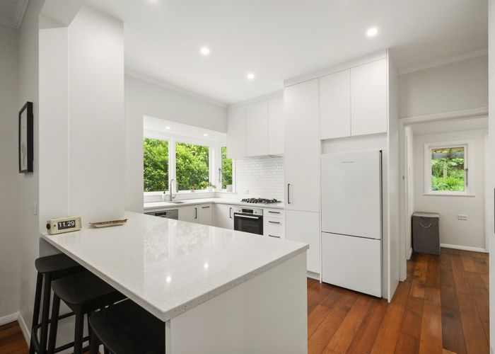  at 16 Albemarle Road, Northland, Wellington, Wellington