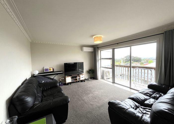  at 3/205 Onewa Road, Birkenhead, North Shore City, Auckland