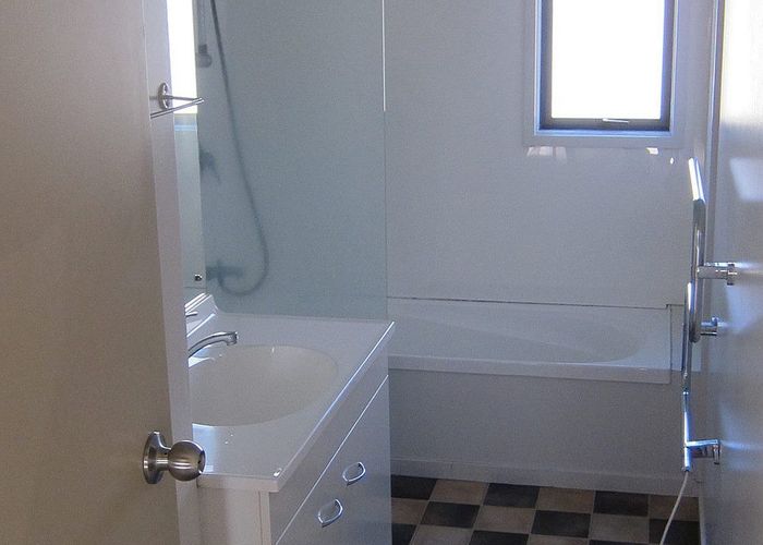  at 35 Malaspina Place, Papatoetoe, Manukau City, Auckland