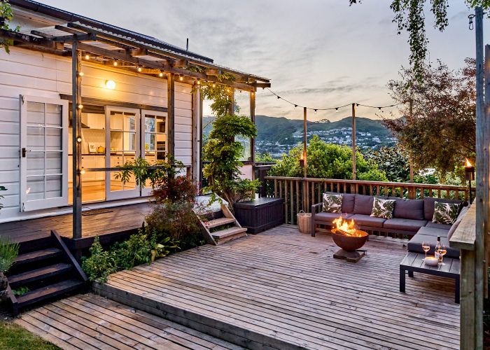  at 4 Sheridan Terrace, Johnsonville, Wellington