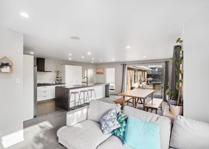  at 9 Kingsbridge Drive, Burwood, Christchurch