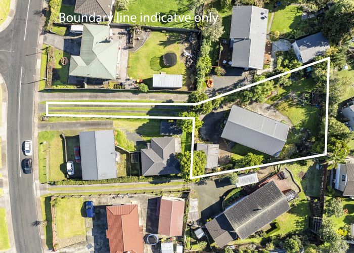  at 13 Helleur Road, Massey, Waitakere City, Auckland