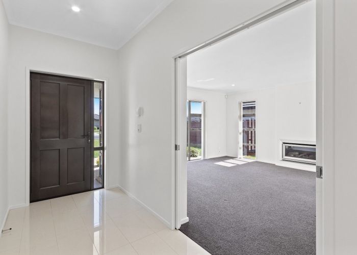  at 30 West Thompson Street, Leamington, Cambridge