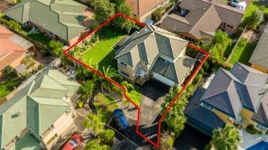  at 11 Amherst Place, Albany, Auckland