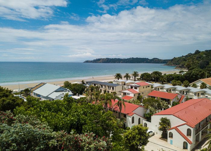  at 4 Fourth Avenue, Onetangi, Waiheke Island