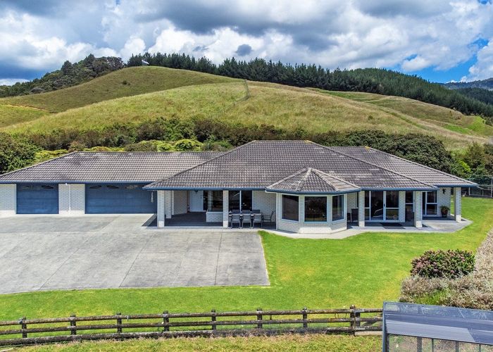  at 1801 East Coast Road, Kaiaua, Franklin, Auckland