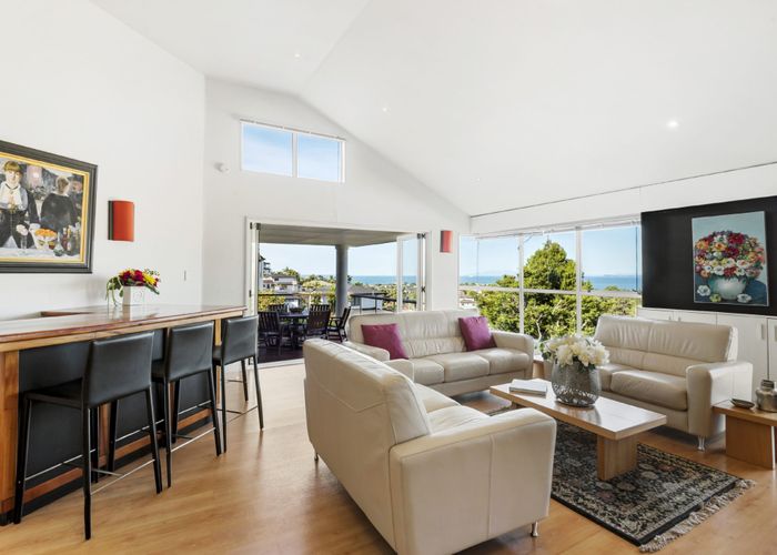  at 495 & 495A East Coast Road, Murrays Bay, North Shore City, Auckland