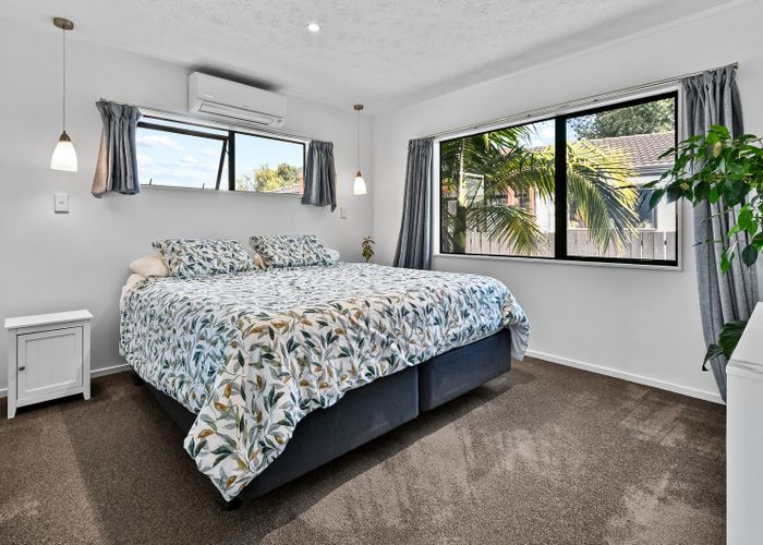  at 18 Hadley Wood Drive, Wattle Downs, Manukau City, Auckland