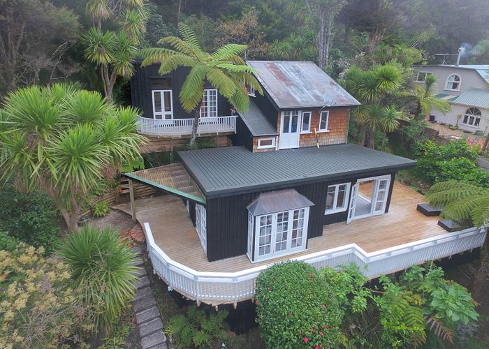  at 64 Mountain Road, Henderson Valley, Auckland