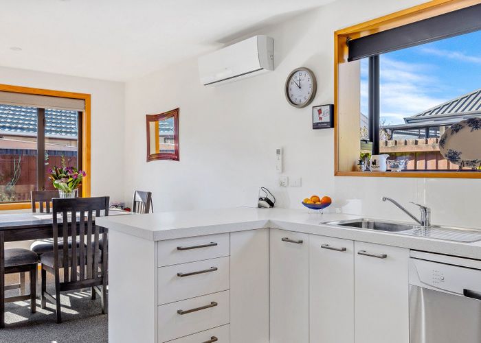  at 2/24 Kingrove Street, Bishopdale, Christchurch City, Canterbury